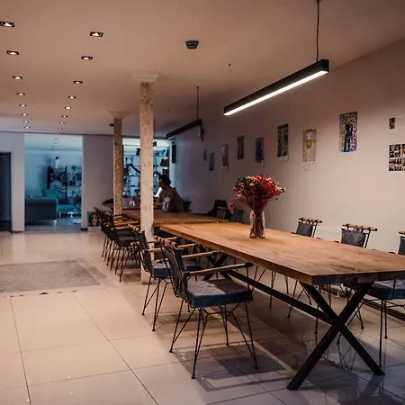 Nest Digital Nomad House