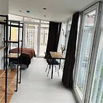 Nest Digital Nomad House *