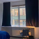 Nest Digital Nomad House アパート