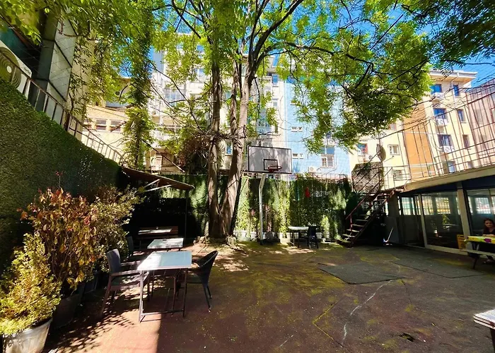 Nest Digital Nomad House イスタンブール