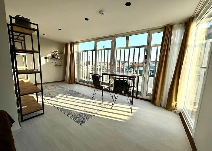 アパート Nest Digital Nomad House