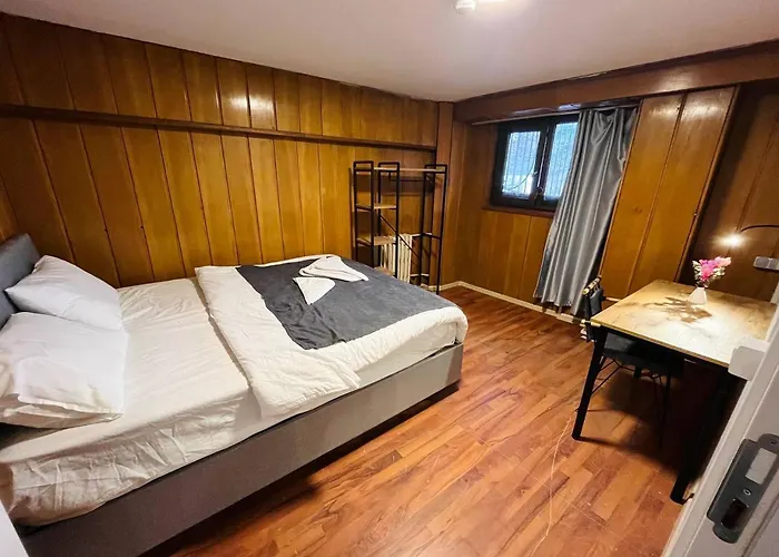 Nest Digital Nomad House アパート *