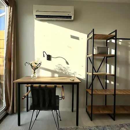 아파트 Nest Digital Nomad House