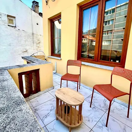 Nest Digital Nomad House *